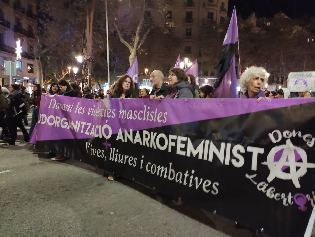 Manifestació feminista 25 N a Barcelona