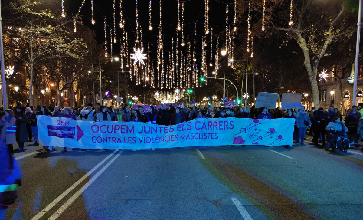 Manifestació feminista 25 N a Barcelona